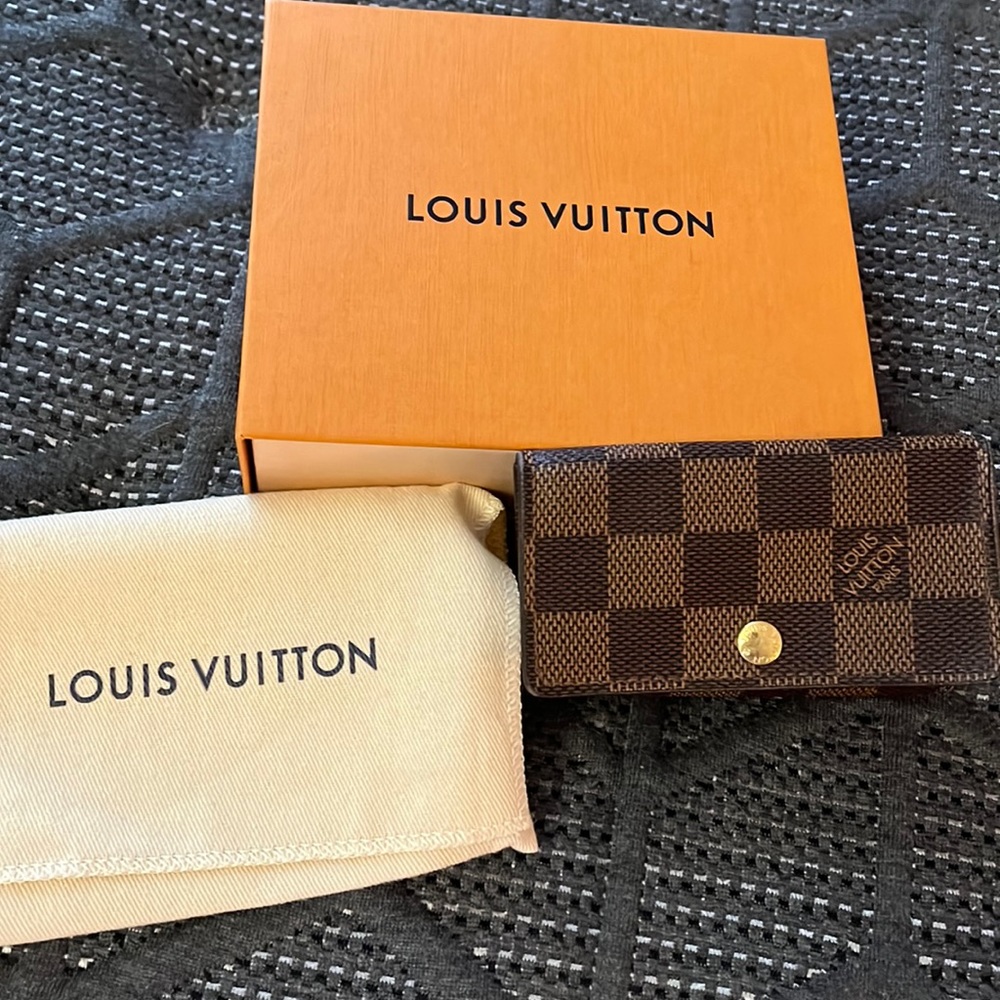 Louis Vuitton key holder